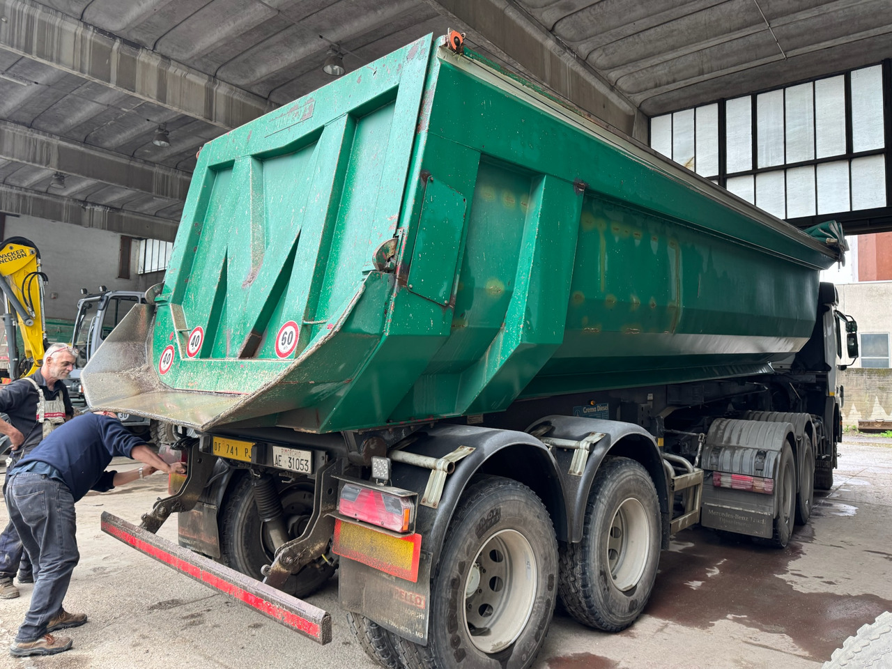 MINERVA Semirimorchio Ribaltabile Mezzo d'Opera - Кипер полуприколка: слика 2 MINERVA Semirimorchio Ribaltabile Mezzo d'Opera - Кипер полуприколка: слика 2