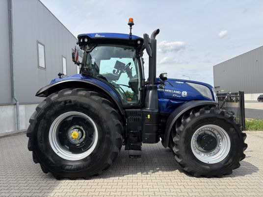 New Holland T7.300 PLMi - Трактор: слика 2 New Holland T7.300 PLMi - Трактор: слика 2