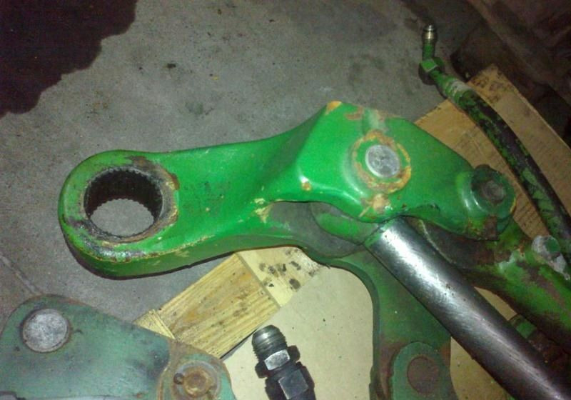 JOHN DEERE RAMIĘ PODNOŚNIKA - Хидраулика за Земјоделска машина: слика 1 JOHN DEERE RAMIĘ PODNOŚNIKA - Хидраулика за Земјоделска машина: слика 1