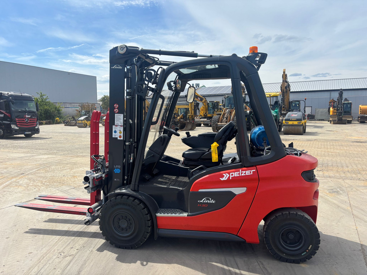 LINDE H30T-01 - Плински вилушкар: слика 1 LINDE H30T-01 - Плински вилушкар: слика 1