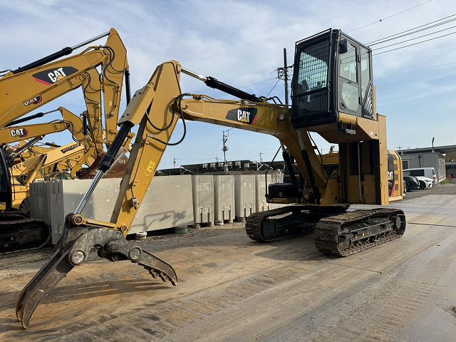 CAT 312E - Багер гасеничар: слика 1 CAT 312E - Багер гасеничар: слика 1