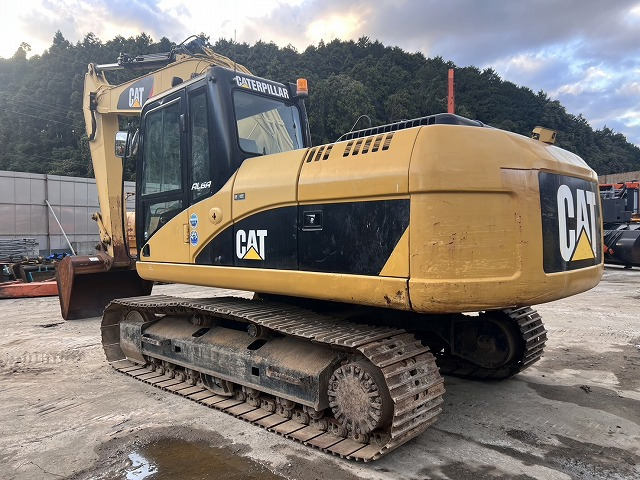 CAT 320D-E - Багер гасеничар: слика 4 CAT 320D-E - Багер гасеничар: слика 4