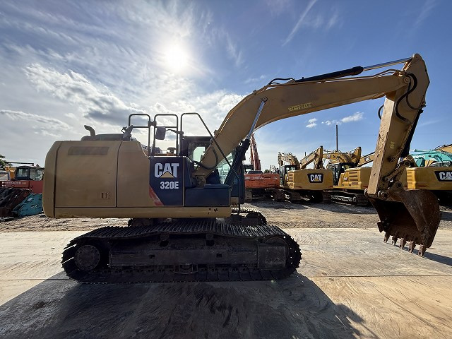 CAT 320E-2 - Багер гасеничар: слика 3 CAT 320E-2 - Багер гасеничар: слика 3