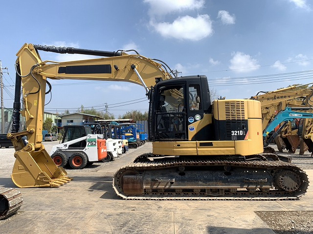 CAT 321DLCR - Багер гасеничар: слика 2 CAT 321DLCR - Багер гасеничар: слика 2