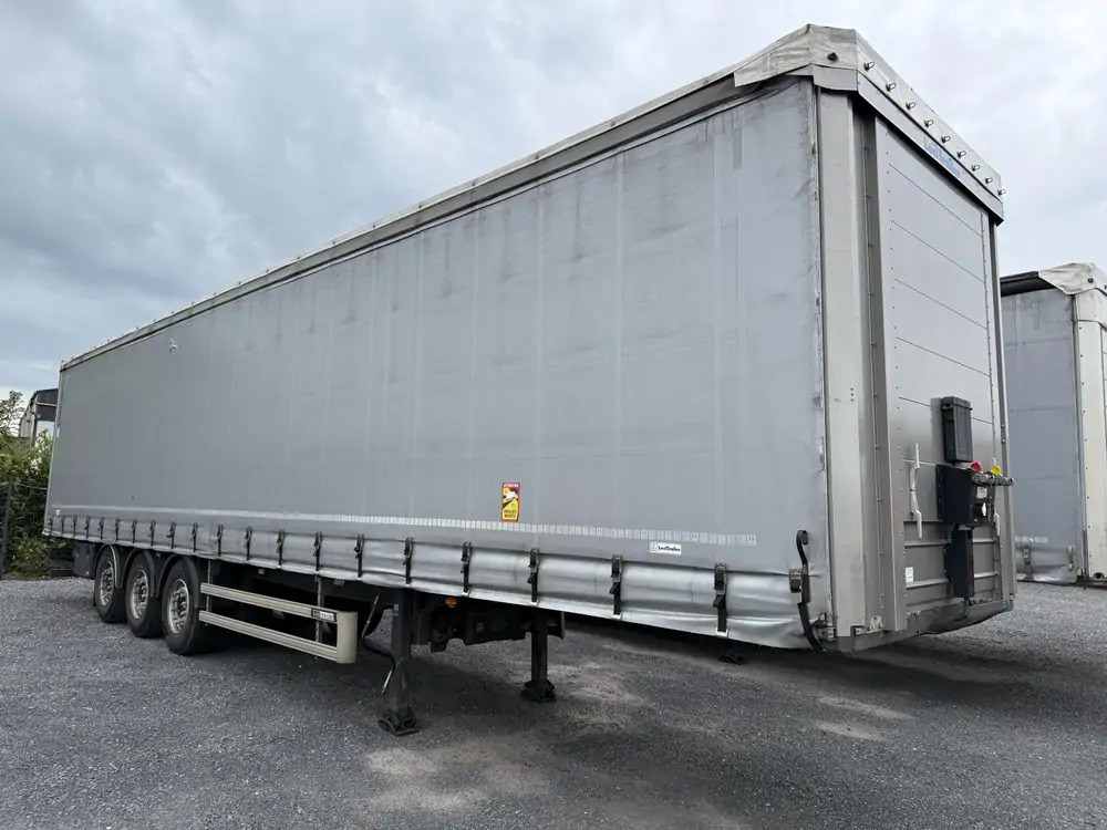 LeciTrailer Tautliner 3E20 Tautliner 3E20*1er essieu relevable*essieux SAF - Полуприколка со церада: слика 2 LeciTrailer Tautliner 3E20 Tautliner 3E20*1er essieu relevable*essieux SAF - Полуприколка со церада: слика 2