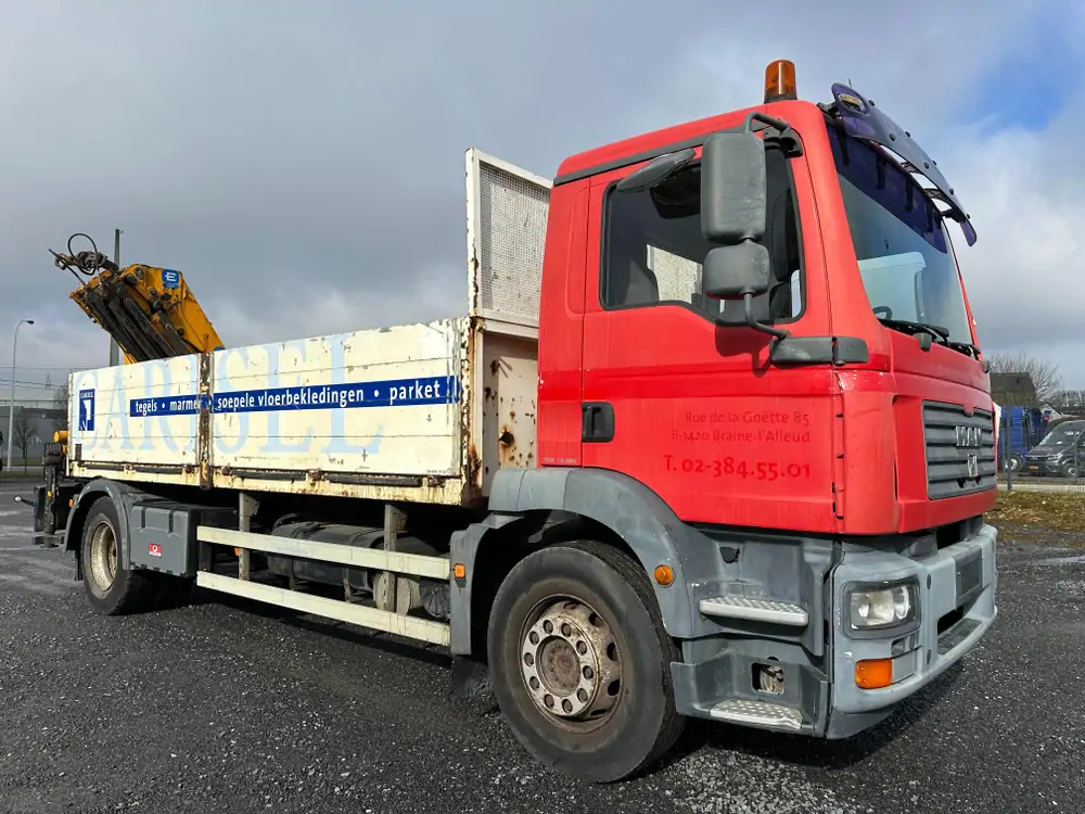 MAN TGM 18.280 *202000 km*Grue EFFER type 120 3 S*PREMIER PROPRIO - Камион со кран, Камион со платформа: слика 4 MAN TGM 18.280 *202000 km*Grue EFFER type 120 3 S*PREMIER PROPRIO - Камион со кран, Камион со платформа: слика 4