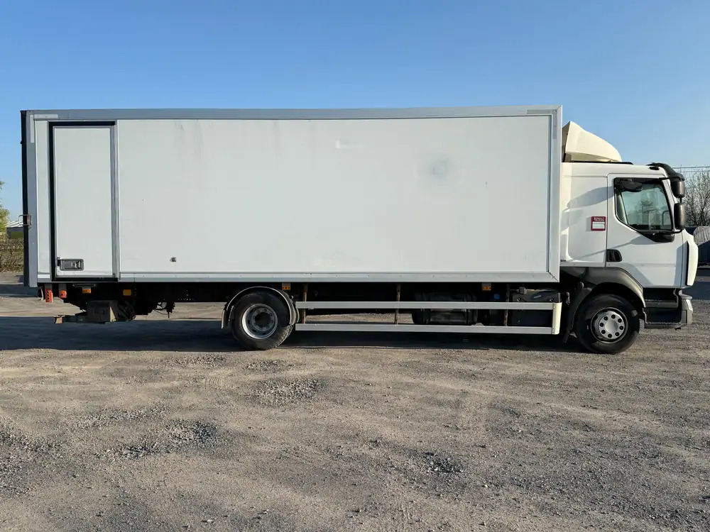 Renault D14 250 *D14 250 cv* - Камион сандучар: слика 3 Renault D14 250 *D14 250 cv* - Камион сандучар: слика 3