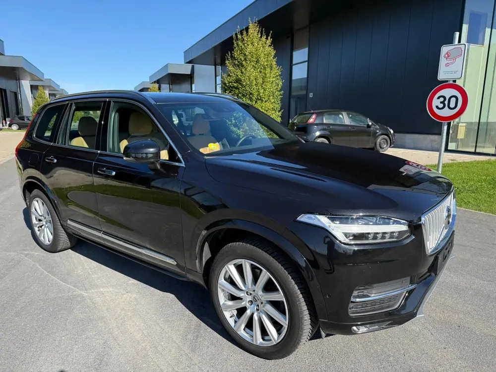 Volvo XC90 *4X4*FULL OPTION*Historique complet - Автомобил: слика 3 Volvo XC90 *4X4*FULL OPTION*Historique complet - Автомобил: слика 3