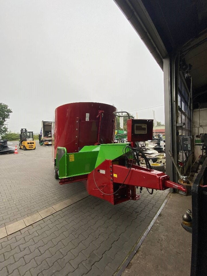 Strautmann Verti Mix - Вагон за мешање сточна храна: слика 5 Strautmann Verti Mix - Вагон за мешање сточна храна: слика 5