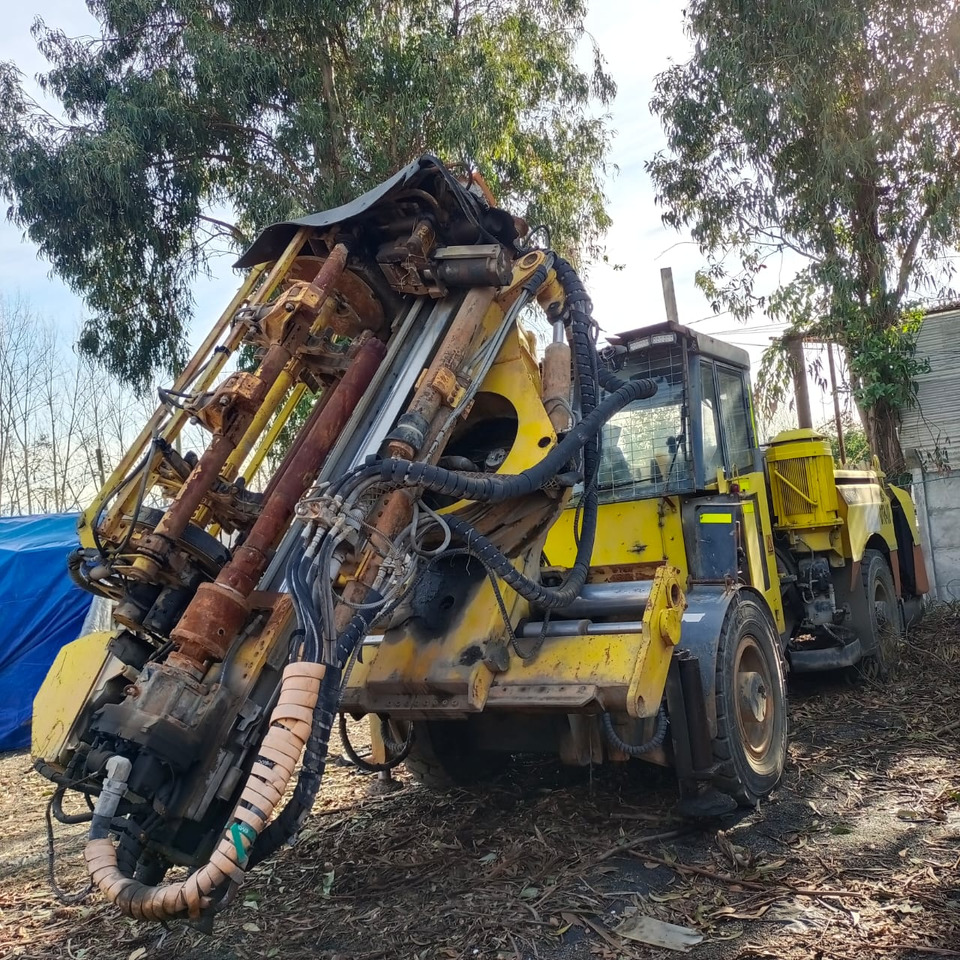 Atlas Copco SIMBA M4C DTH - Рударска машина: слика 1 Atlas Copco SIMBA M4C DTH - Рударска машина: слика 1