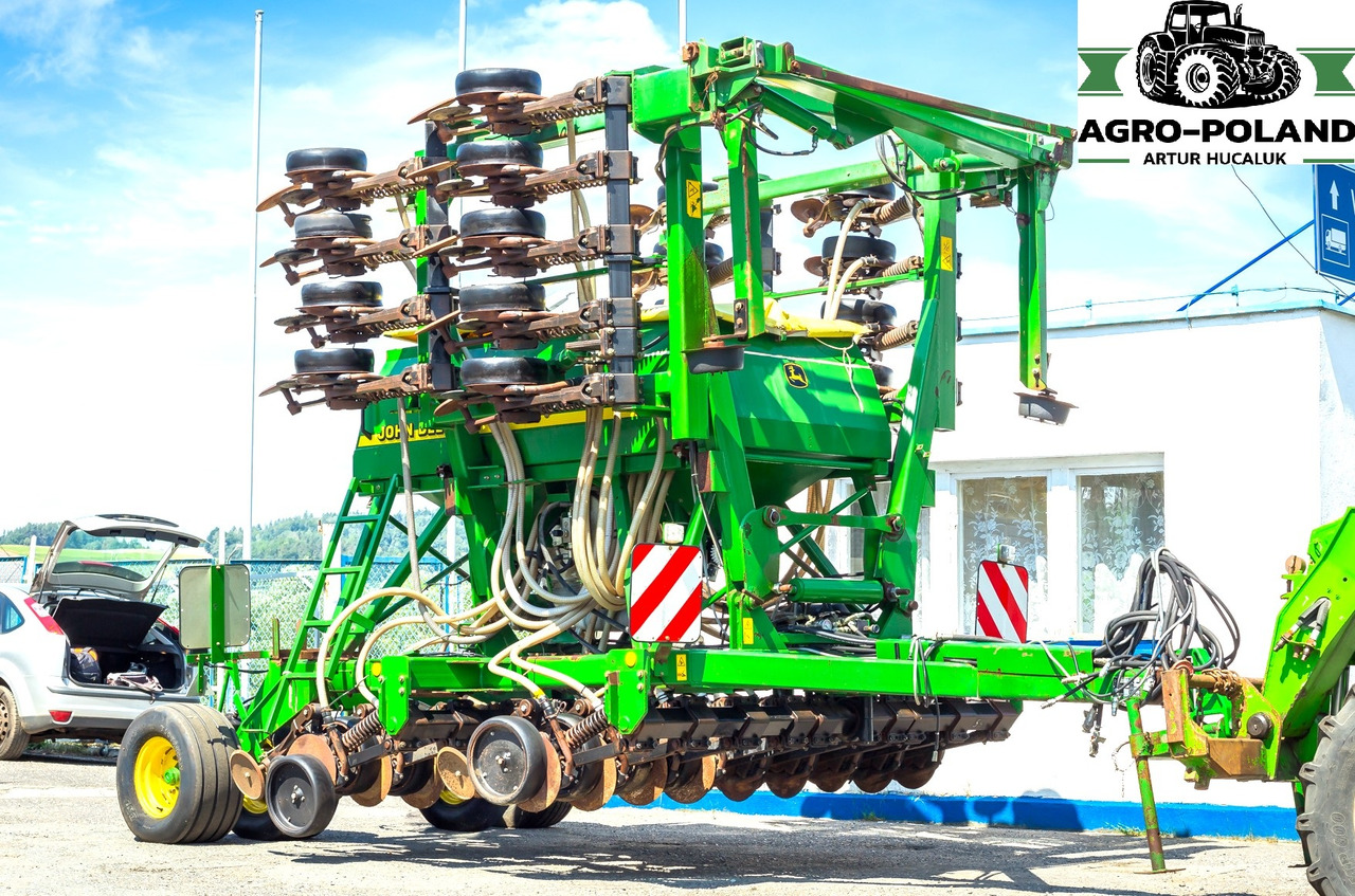 JOHN DEERE 750 A - 6 M - 2008 ROK - Семенска дупчалка: слика 1 JOHN DEERE 750 A - 6 M - 2008 ROK - Семенска дупчалка: слика 1