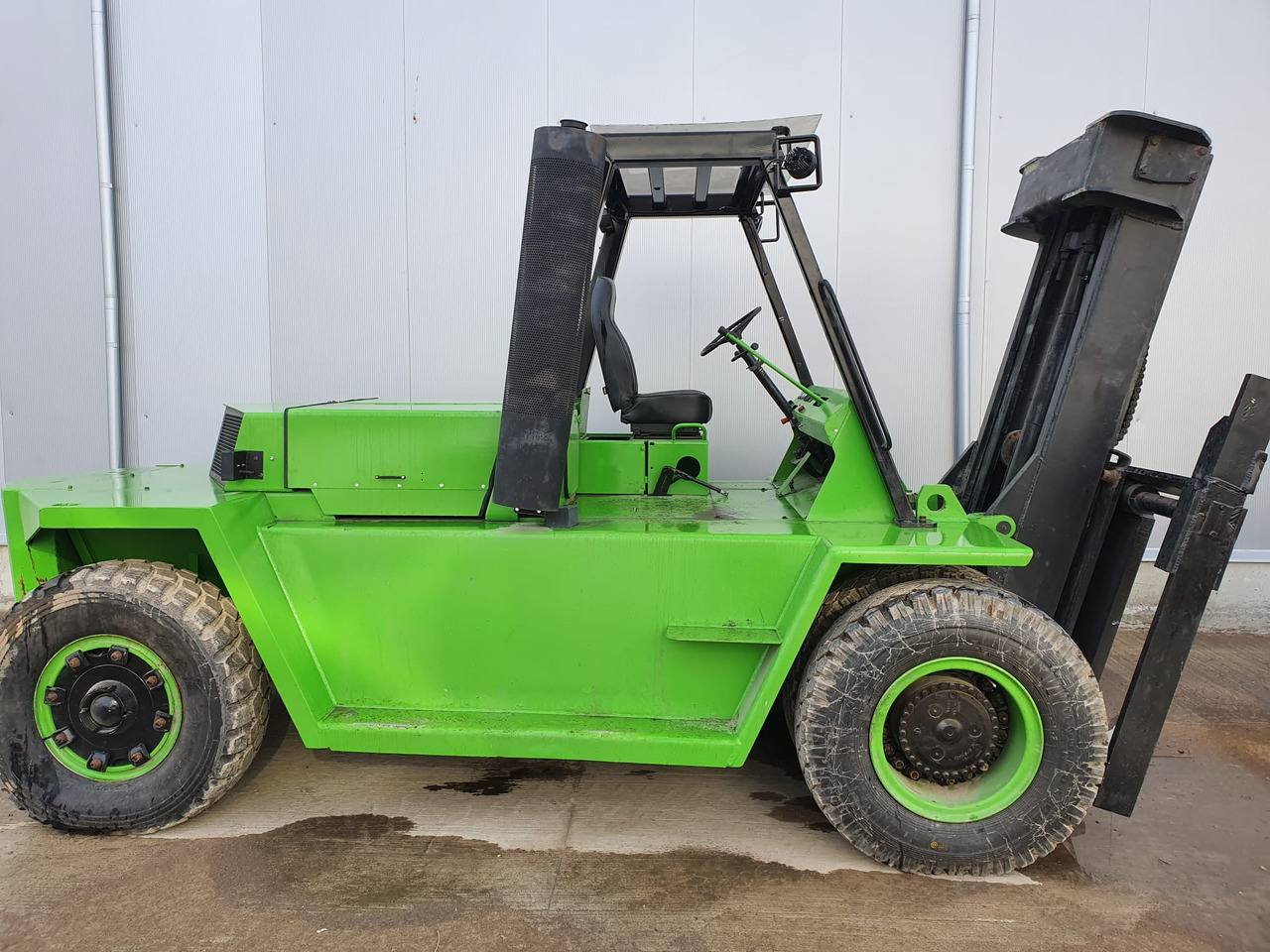 CATERPILLAR V330B - Вилушкар за груб терен: слика 1 CATERPILLAR V330B - Вилушкар за груб терен: слика 1