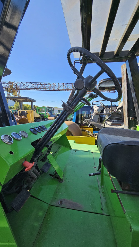 CATERPILLAR V330B - Вилушкар за груб терен: слика 4 CATERPILLAR V330B - Вилушкар за груб терен: слика 4