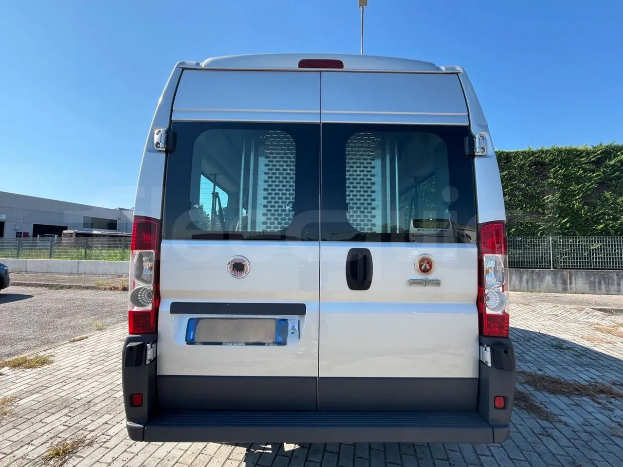 Fiat Ducato - Минибус, Патничко комбе: слика 5 Fiat Ducato - Минибус, Патничко комбе: слика 5