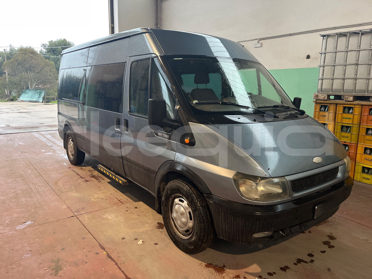 Ford Transit - Приградски автобус: слика 1 Ford Transit - Приградски автобус: слика 1