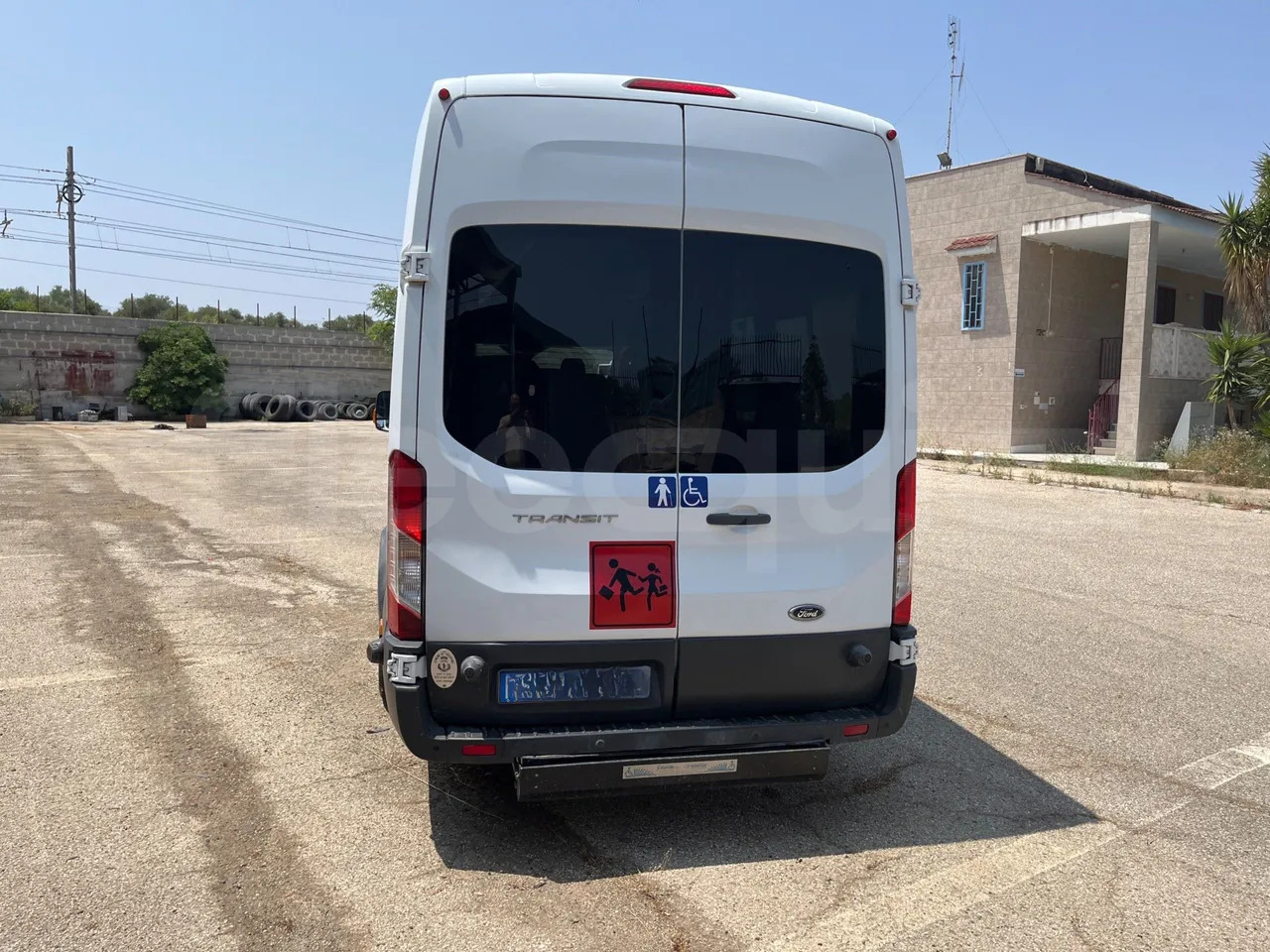 Ford Transit - Минибус, Патничко комбе: слика 5 Ford Transit - Минибус, Патничко комбе: слика 5