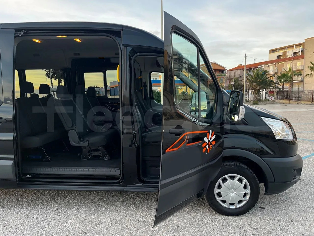 Минибус, Патничко комбе Ford Transit: слика 18 Минибус, Патничко комбе Ford Transit: слика 18