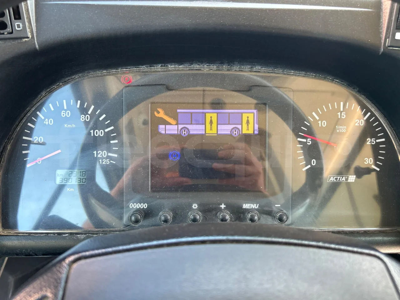 Heuliez GX127 - Градски автобус: слика 3 Heuliez GX127 - Градски автобус: слика 3