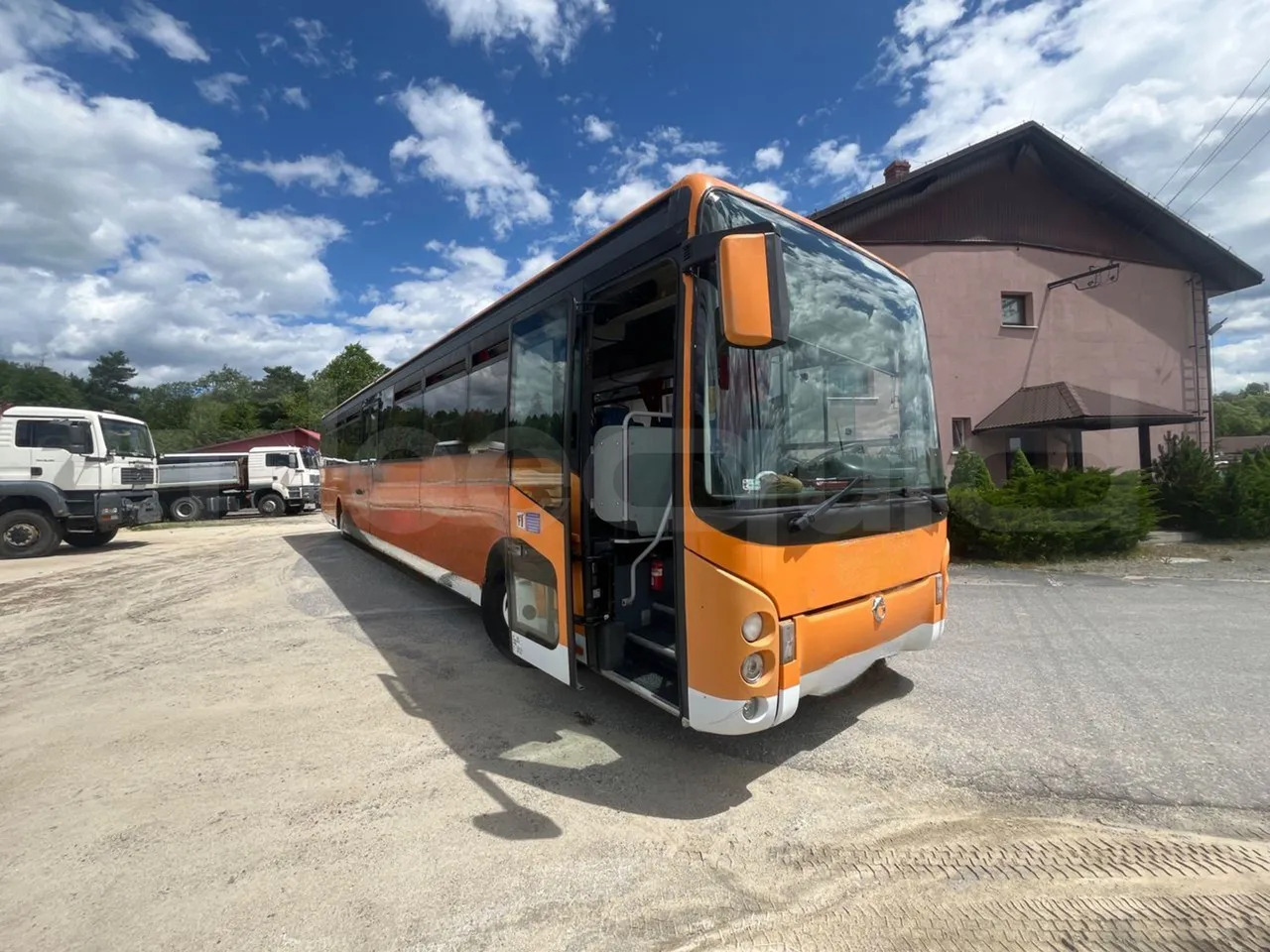 Irisbus Ares - Приградски автобус: слика 1 Irisbus Ares - Приградски автобус: слика 1