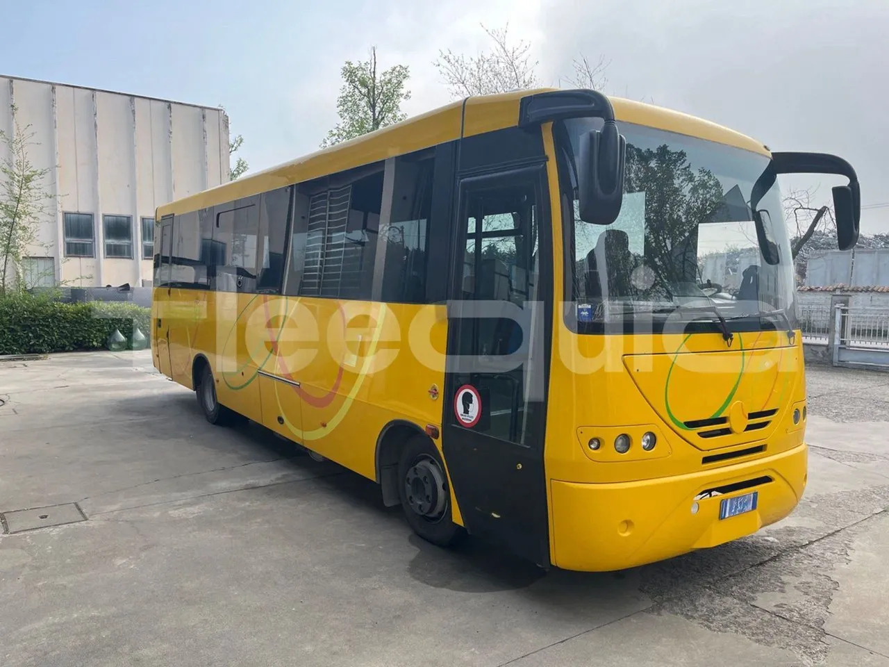 Iveco 100/E4 - Школски автобус: слика 1 Iveco 100/E4 - Школски автобус: слика 1