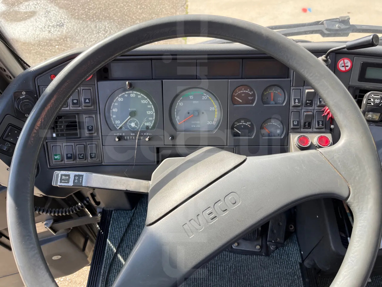 Iveco 380 - Патнички вагон автобус: слика 3 Iveco 380 - Патнички вагон автобус: слика 3