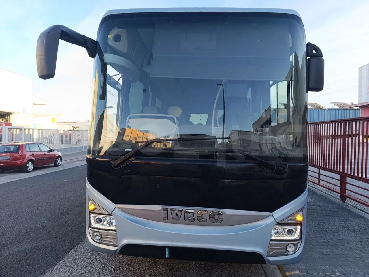 Iveco Crossway - Патнички вагон автобус: слика 2 Iveco Crossway - Патнички вагон автобус: слика 2