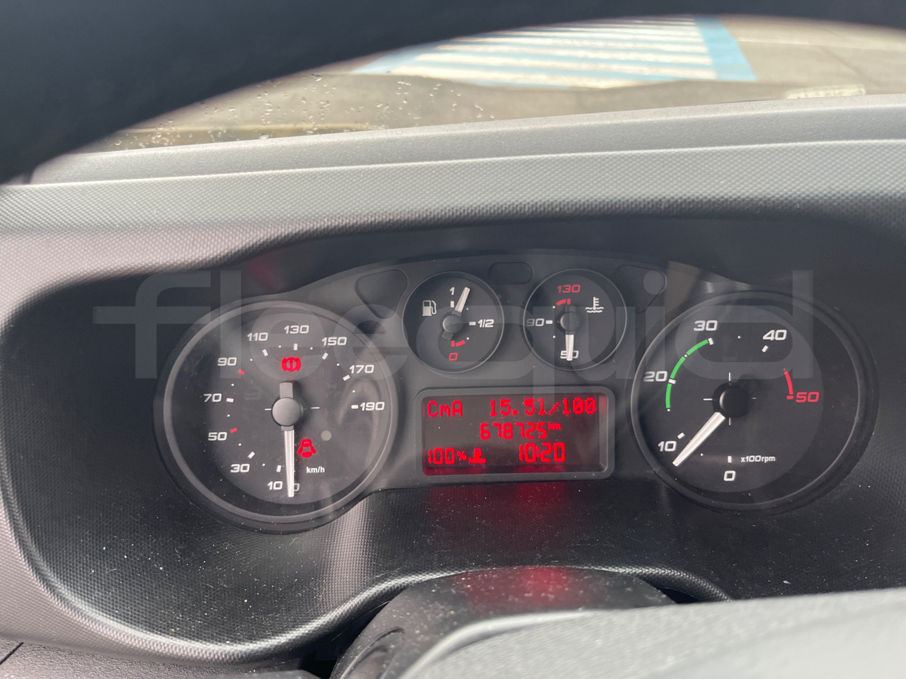 Iveco Daily - Минибус, Патничко комбе: слика 3 Iveco Daily - Минибус, Патничко комбе: слика 3