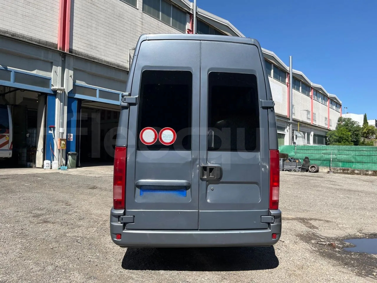 Iveco Daily - Минибус, Патничко комбе: слика 5 Iveco Daily - Минибус, Патничко комбе: слика 5