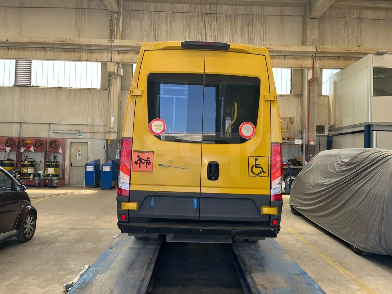 Iveco Daily - Школски автобус: слика 5 Iveco Daily - Школски автобус: слика 5