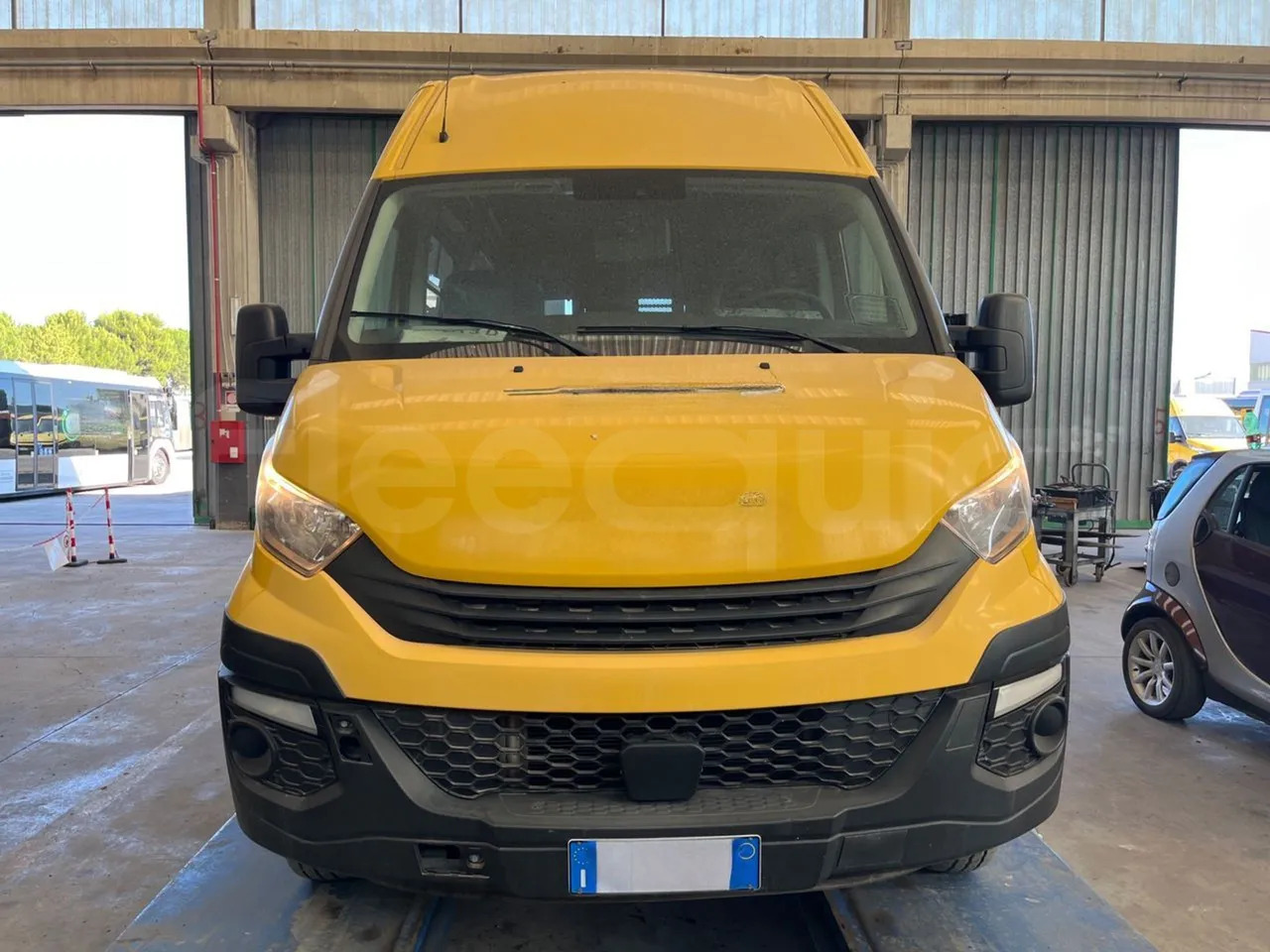 Iveco Daily - Школски автобус: слика 2 Iveco Daily - Школски автобус: слика 2