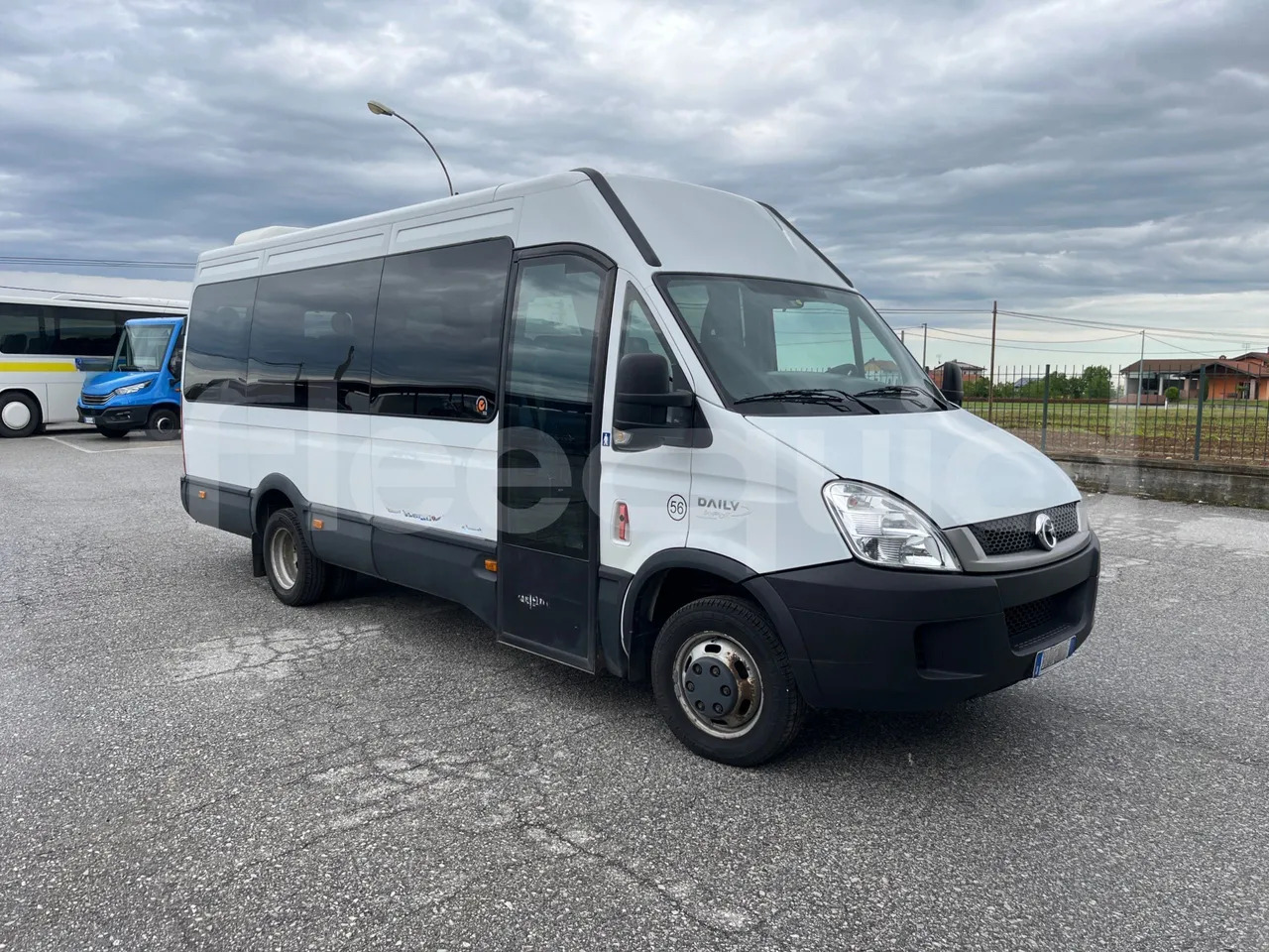 Iveco Daily - Минибус, Патничко комбе: слика 1 Iveco Daily - Минибус, Патничко комбе: слика 1