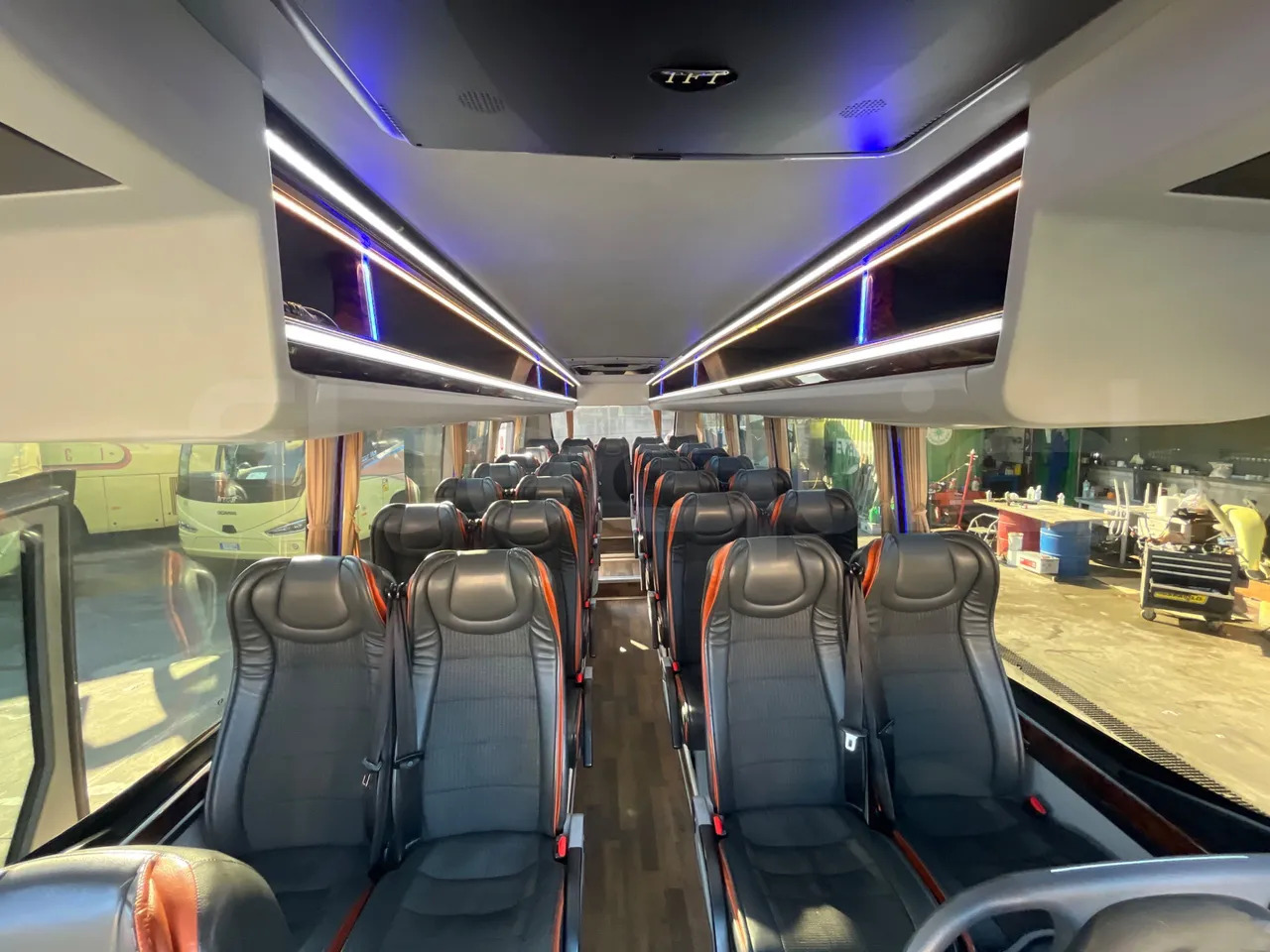 Минибус, Патничко комбе Iveco Daily: слика 46