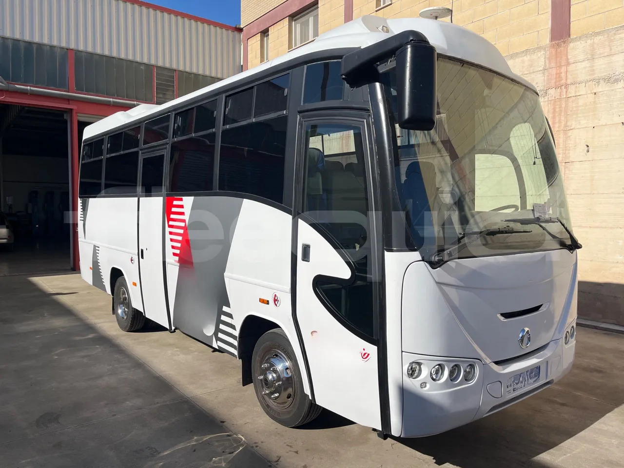 Iveco E24 - Патнички вагон автобус: слика 1 Iveco E24 - Патнички вагон автобус: слика 1