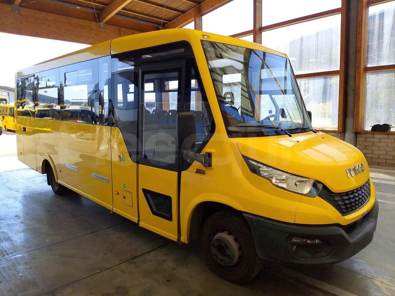 Iveco Indcar - Школски автобус: слика 1 Iveco Indcar - Школски автобус: слика 1