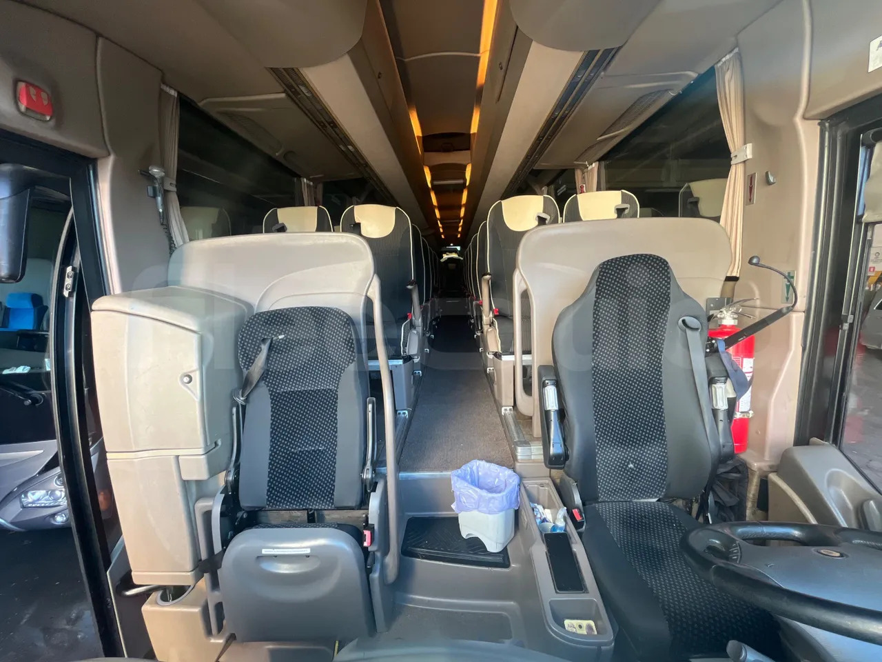 Патнички вагон автобус Iveco Magelys: слика 38