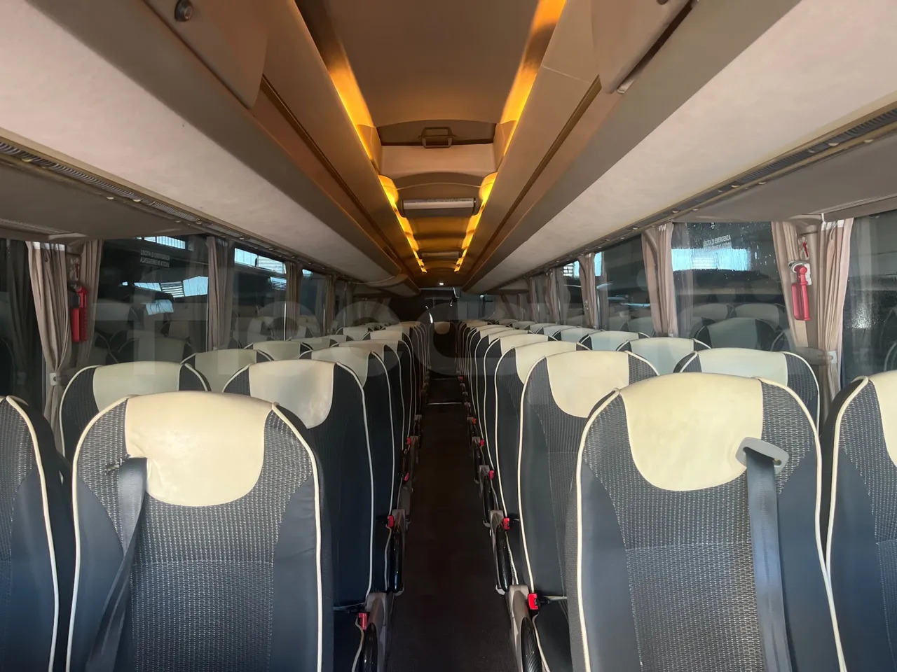 Патнички вагон автобус Iveco Magelys: слика 33