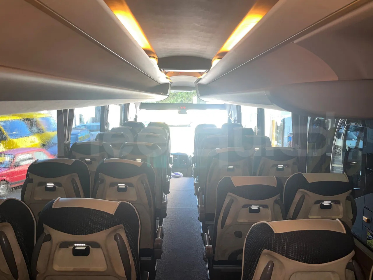 Патнички вагон автобус Iveco Magelys: слика 35