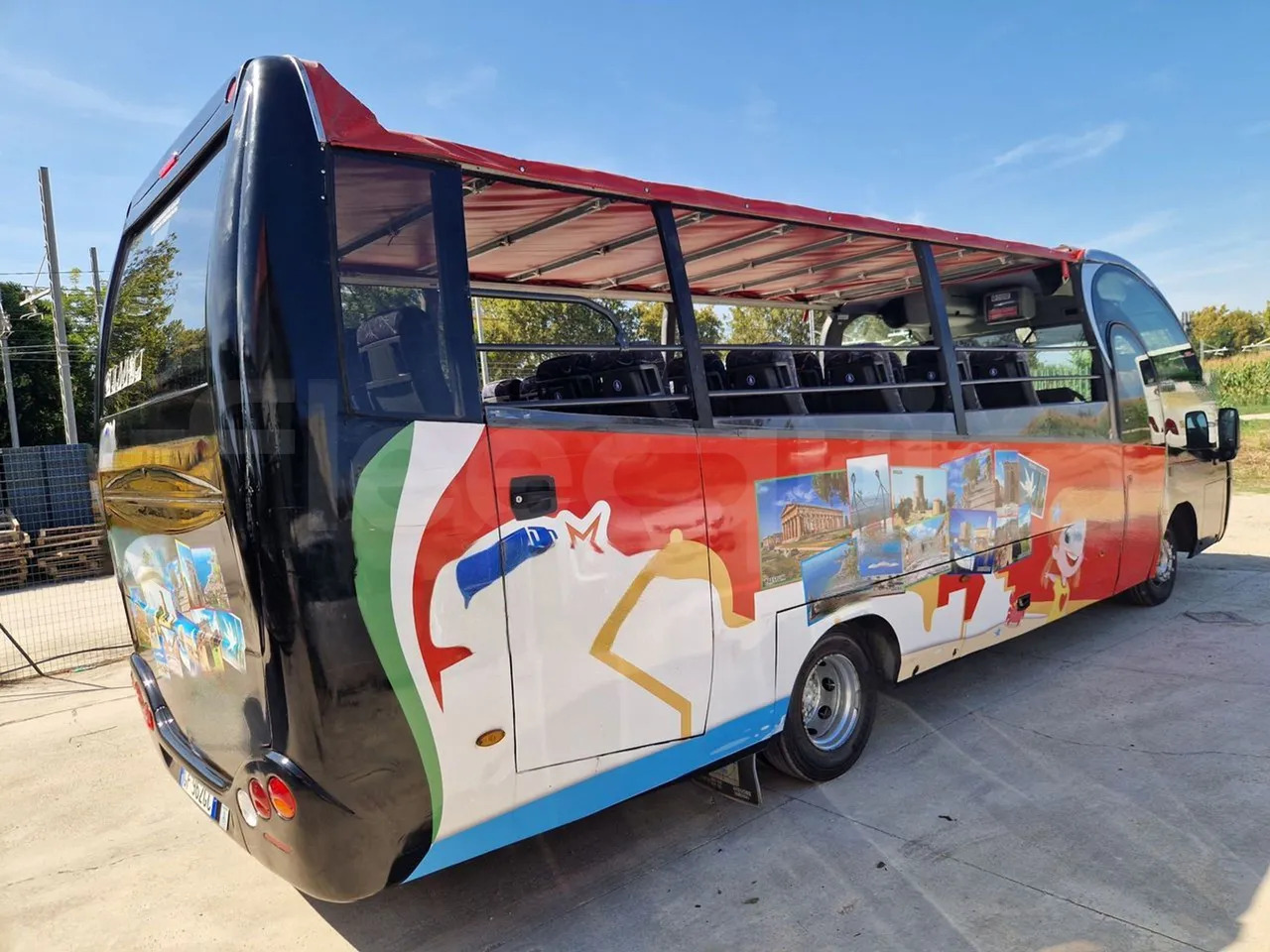 Патнички вагон автобус Iveco Mago2: слика 11