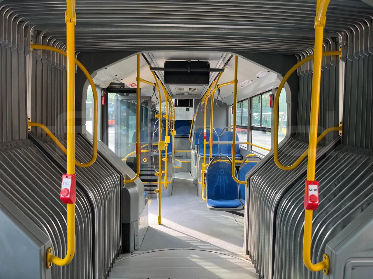 Зглобен автобус Mercedes-Benz Conecto: слика 28