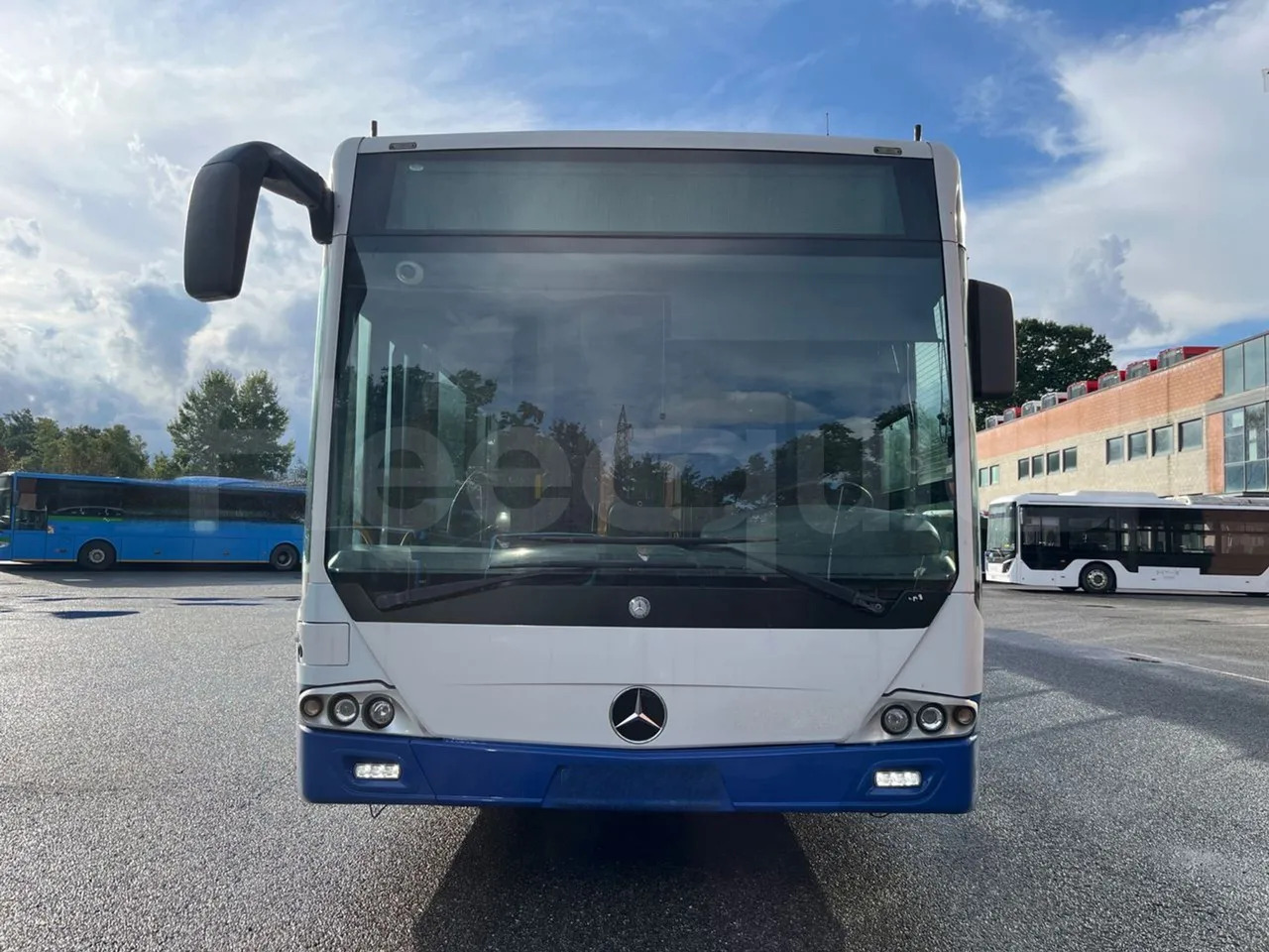 Mercedes-Benz Conecto - Зглобен автобус: слика 2 Mercedes-Benz Conecto - Зглобен автобус: слика 2