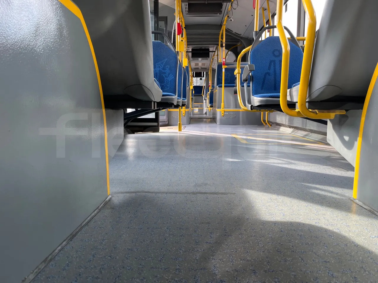 Зглобен автобус Mercedes-Benz Conecto: слика 42