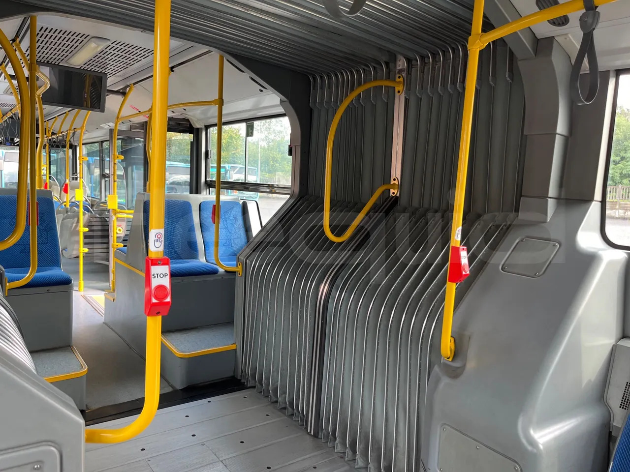 Зглобен автобус Mercedes-Benz Conecto: слика 39