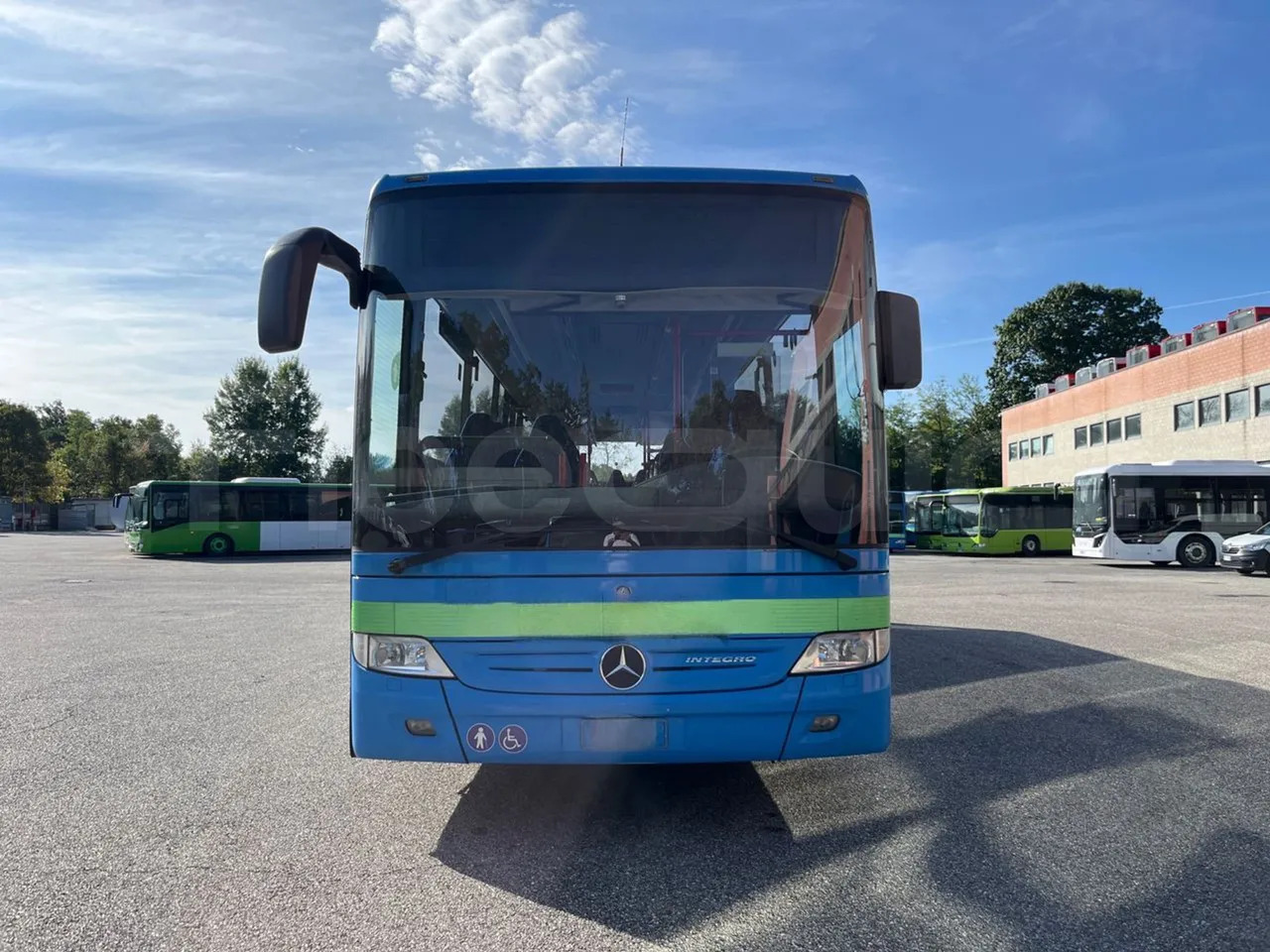 Mercedes-Benz Integro - Приградски автобус: слика 2 Mercedes-Benz Integro - Приградски автобус: слика 2