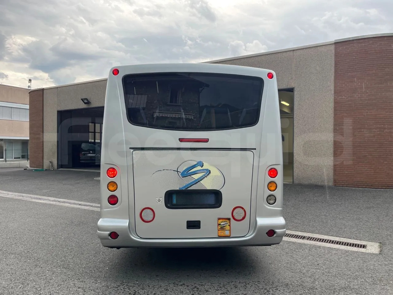 Mercedes-Benz MB 818 S - Патнички вагон автобус: слика 5 Mercedes-Benz MB 818 S - Патнички вагон автобус: слика 5