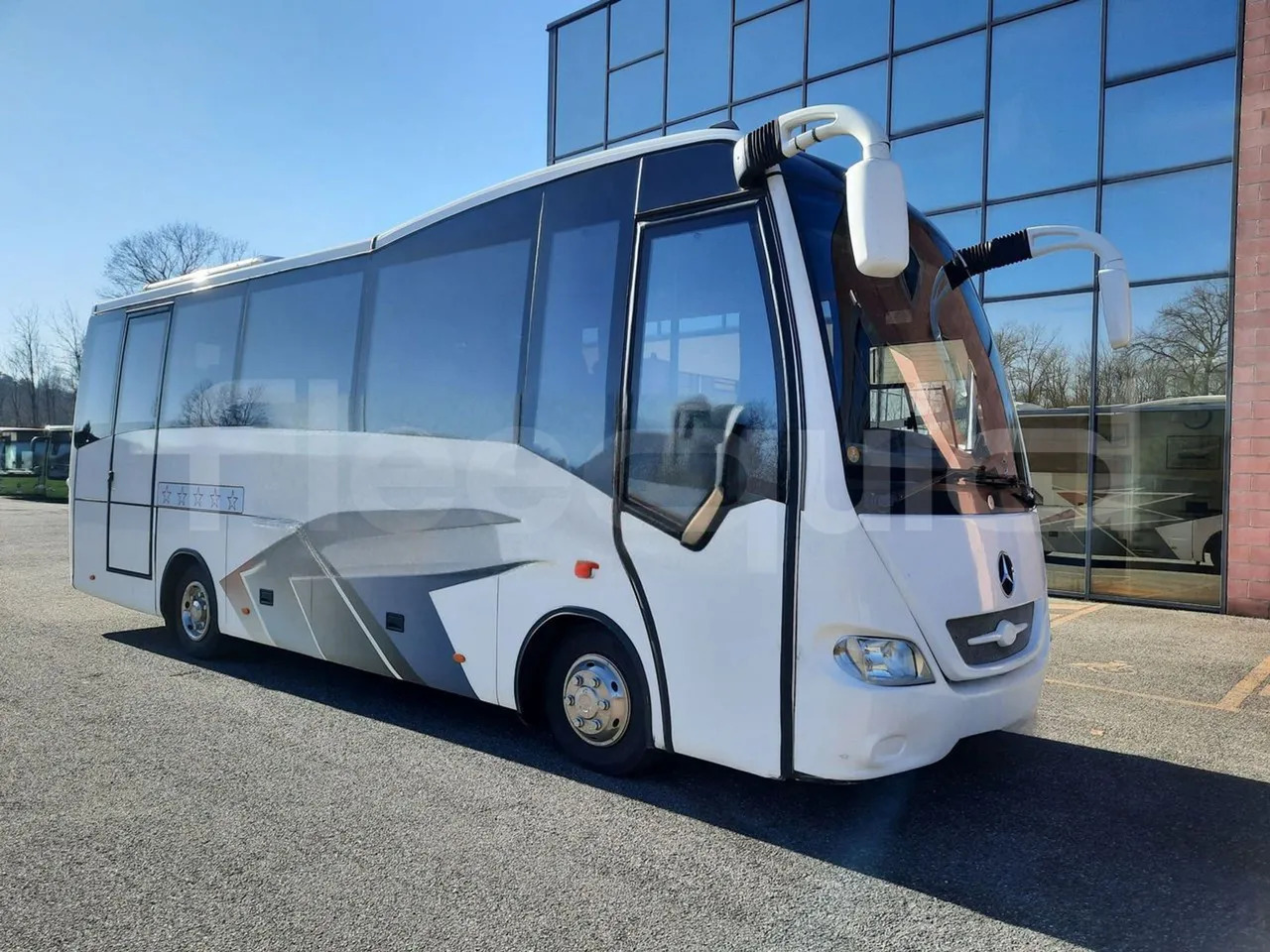 Mercedes-Benz MB1022 - Патнички вагон автобус: слика 1 Mercedes-Benz MB1022 - Патнички вагон автобус: слика 1