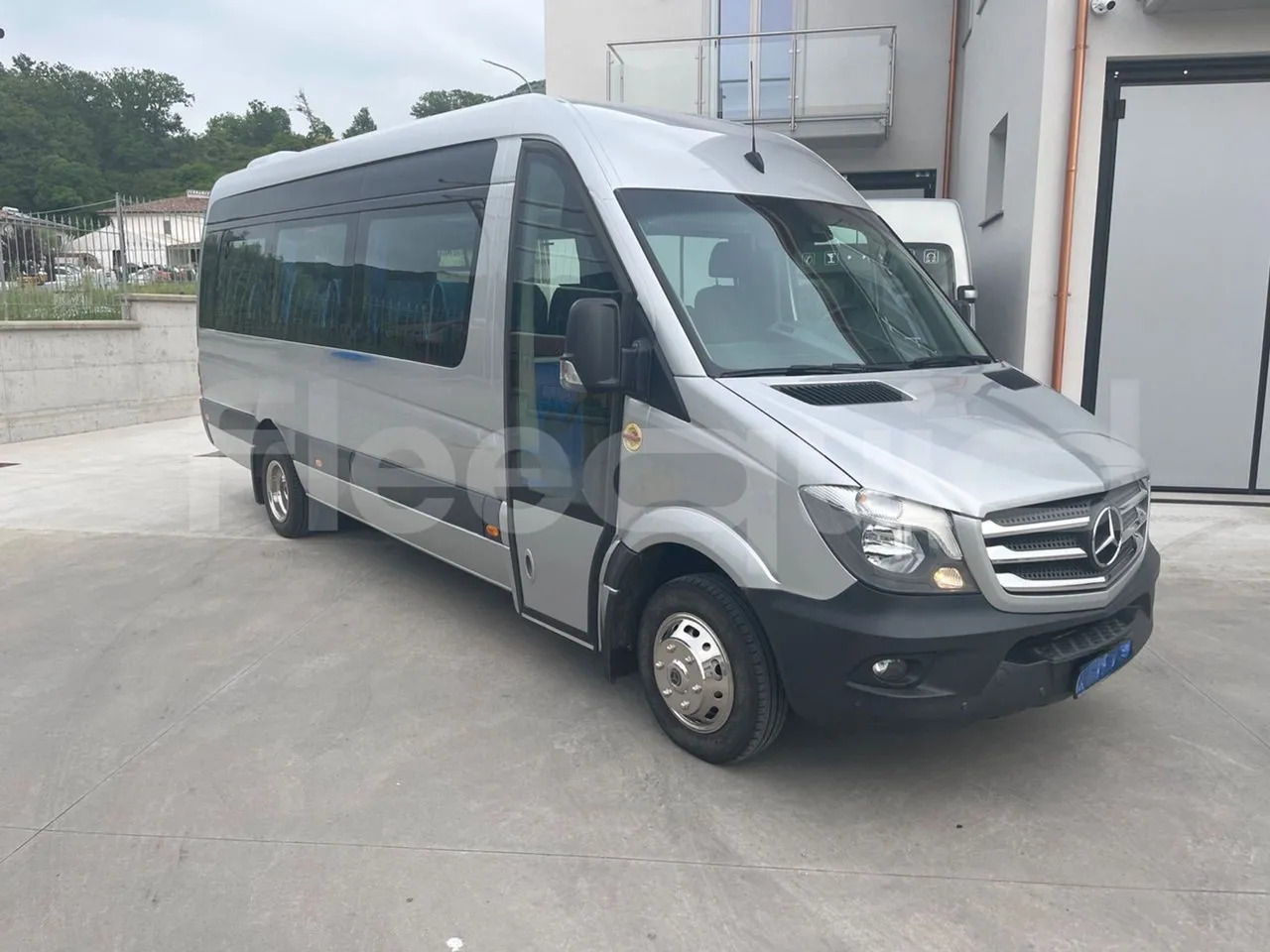 Mercedes-Benz Sprinter - Минибус, Патничко комбе: слика 1 Mercedes-Benz Sprinter - Минибус, Патничко комбе: слика 1