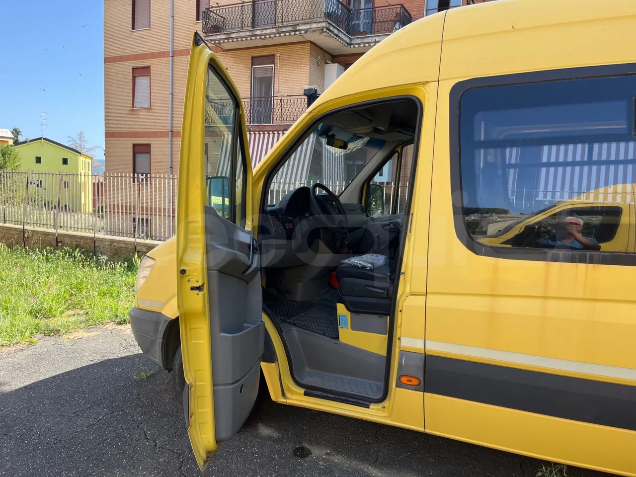 Школски автобус Mercedes-Benz Sprinter: слика 10