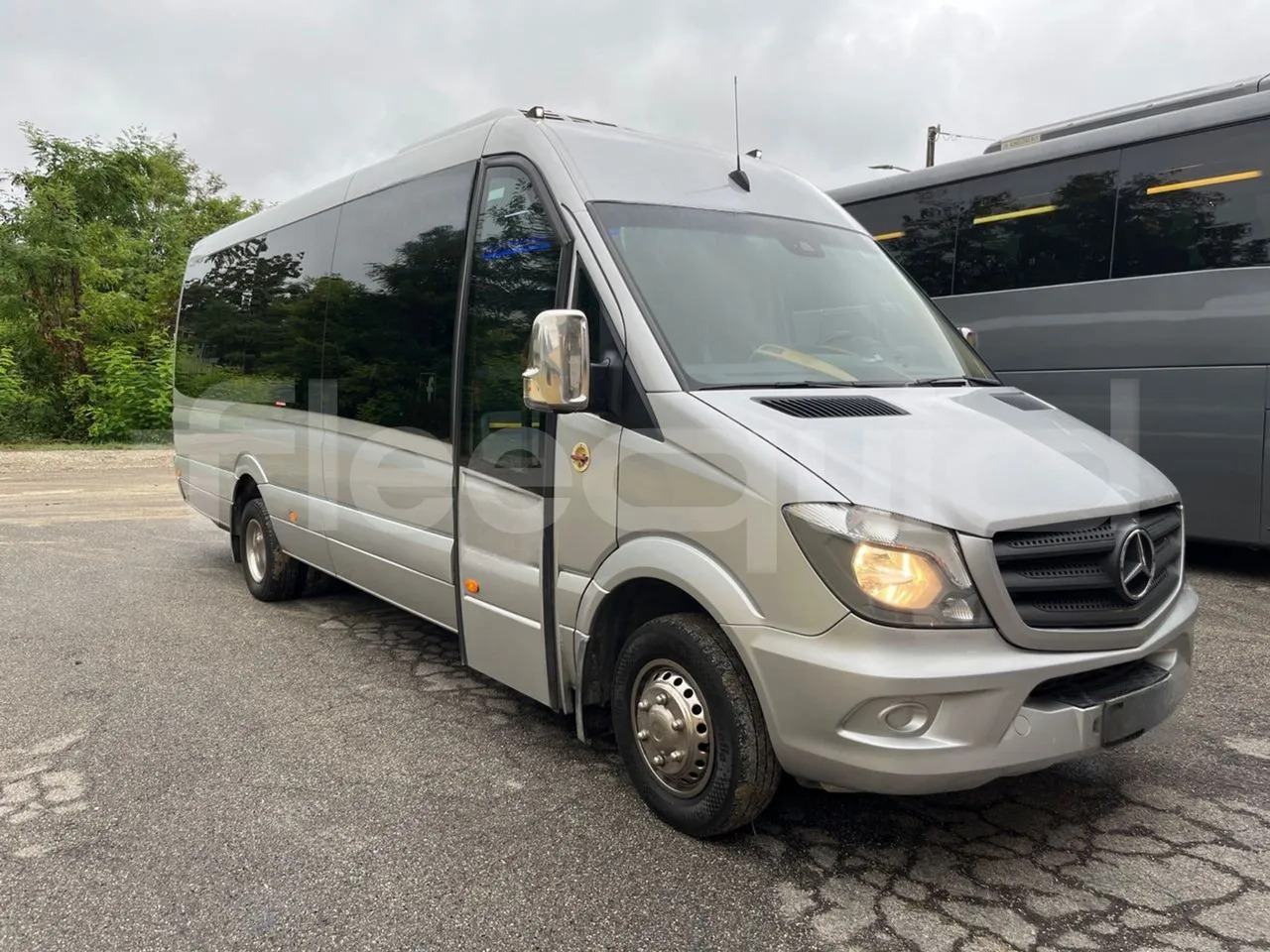 Mercedes-Benz Sprinter - Приградски автобус: слика 1 Mercedes-Benz Sprinter - Приградски автобус: слика 1