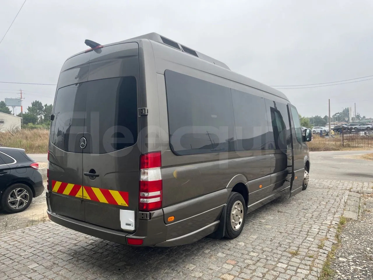 Mercedes-Benz Sprinter - Минибус, Патничко комбе: слика 4 Mercedes-Benz Sprinter - Минибус, Патничко комбе: слика 4