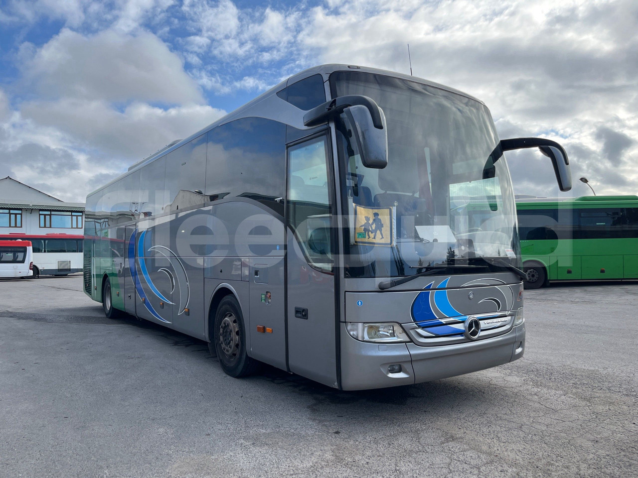 Mercedes-Benz Tourismo - Патнички вагон автобус: слика 1 Mercedes-Benz Tourismo - Патнички вагон автобус: слика 1